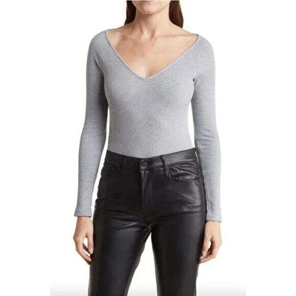 L'Agence Winona Gray Ribbed Long Sleeve V-Neck Bodysuit Size Large - Picture 1 of 14
